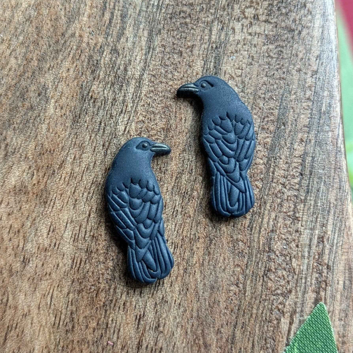 Raven Studs
