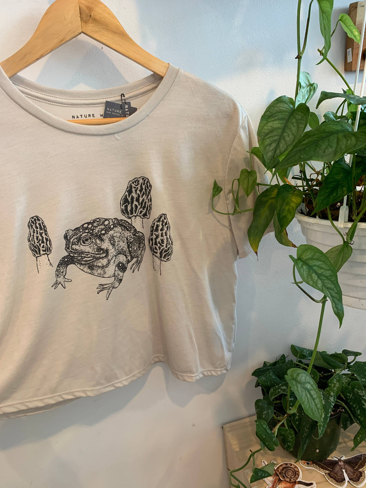 Lucky Toad Crop Tee