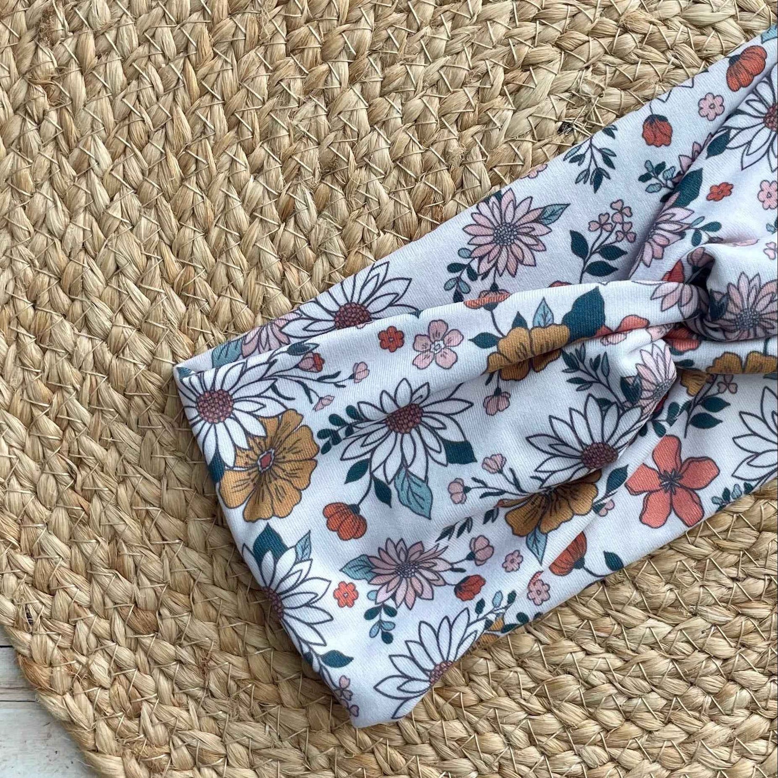 White Mixed Floral Knit Twist Headband
