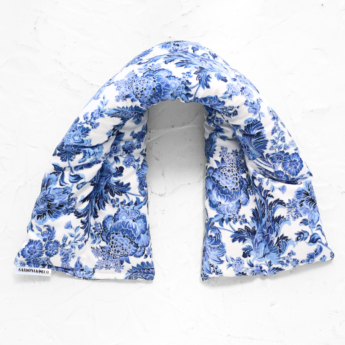 Chinoiserie Blue Hot & Cold Therapy Neck Wrap