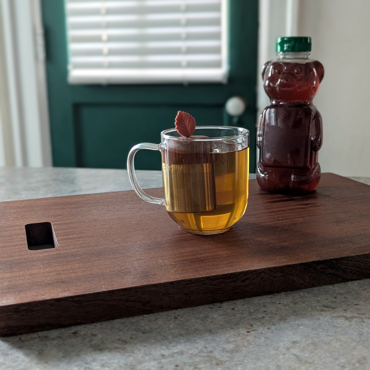 Red Fall Leaf |Floating Tea Steeper |Light Brown Base |Red