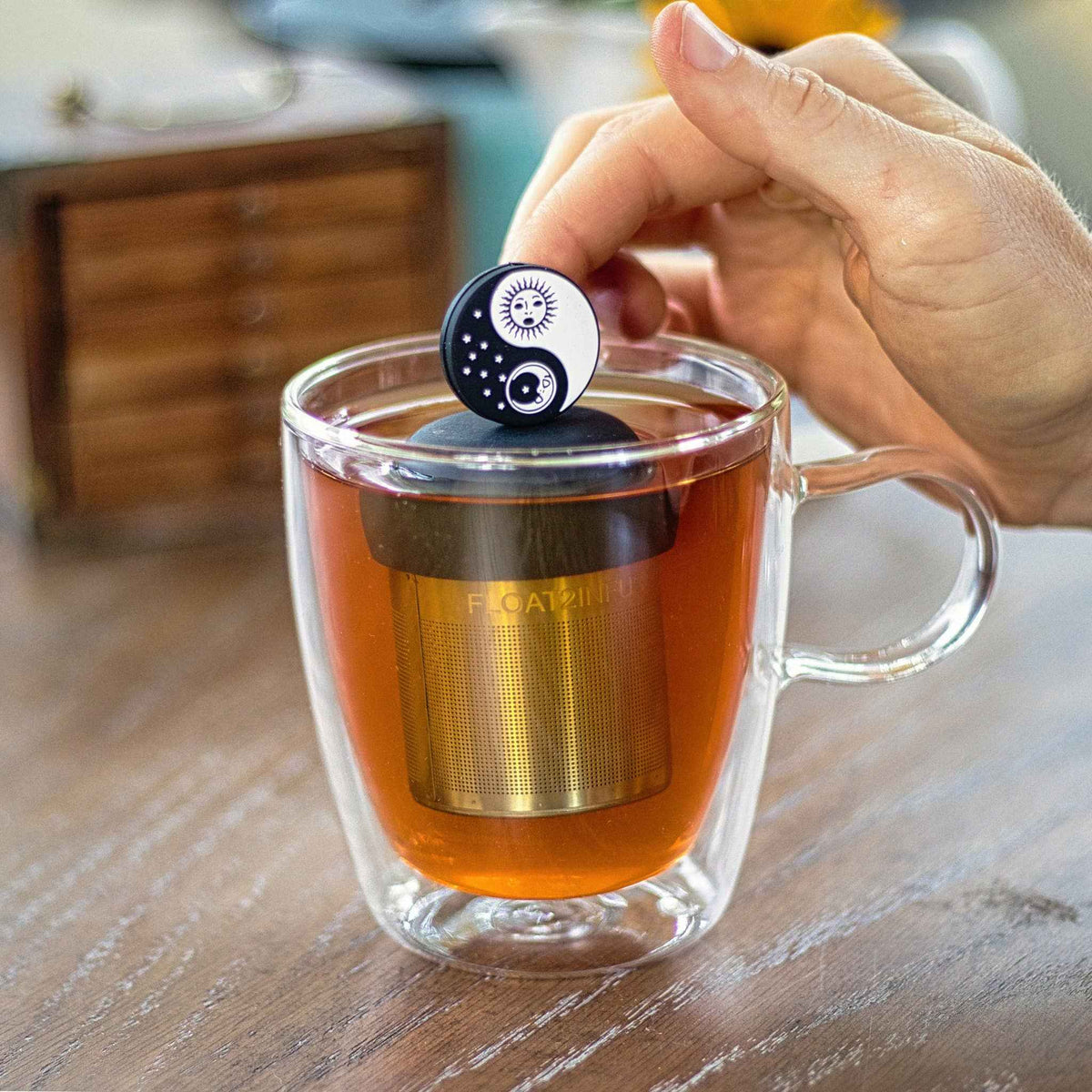 Yin Yang Sun Moon | Floating Tea Infuser | Black Base |Black