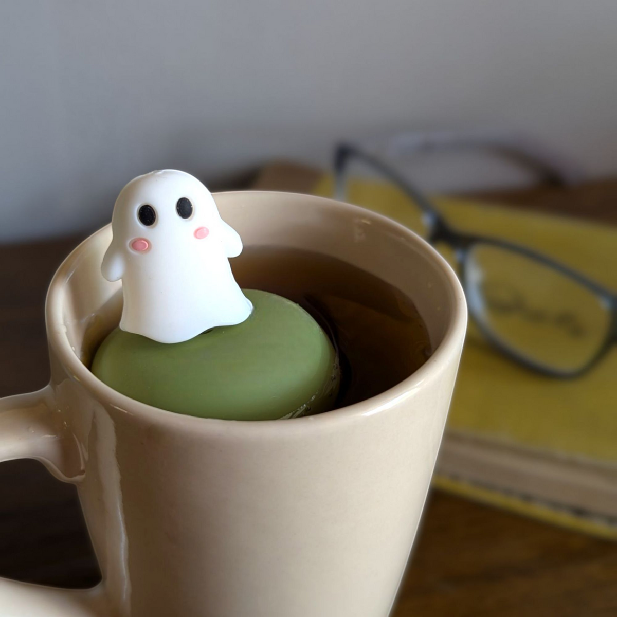 White Ghost | Floating Tea Infuser