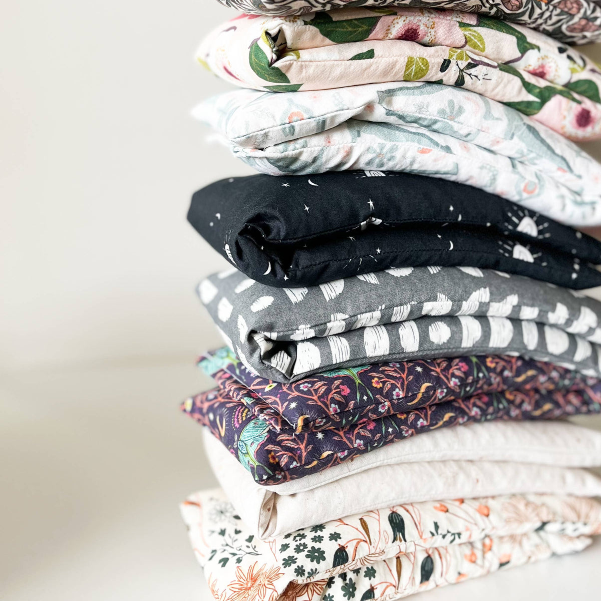 Peach Bella Floral Hot & Cold Therapy Neck Wrap