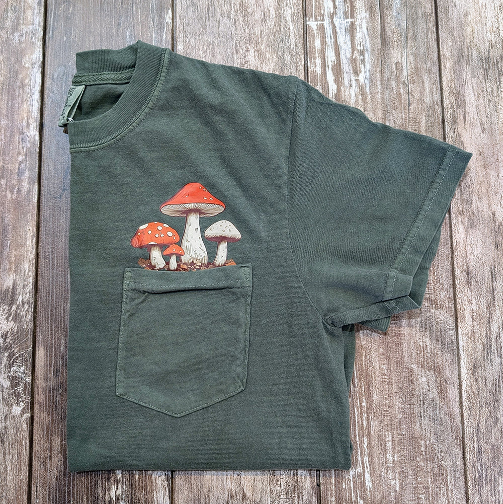 Forest Fungi Green Pocket T-shirt - Nature Lover&#39;s Tee