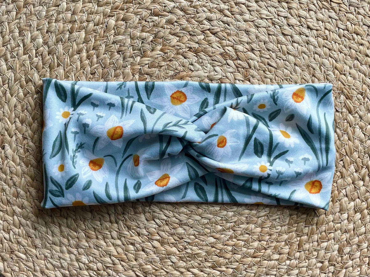 Green Daffodil Knit Twist Headband