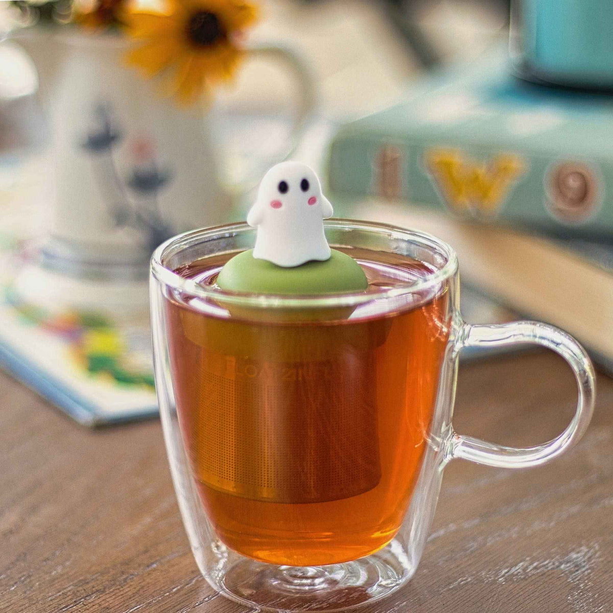 White Ghost | Floating Tea Infuser | Green Base | White Top