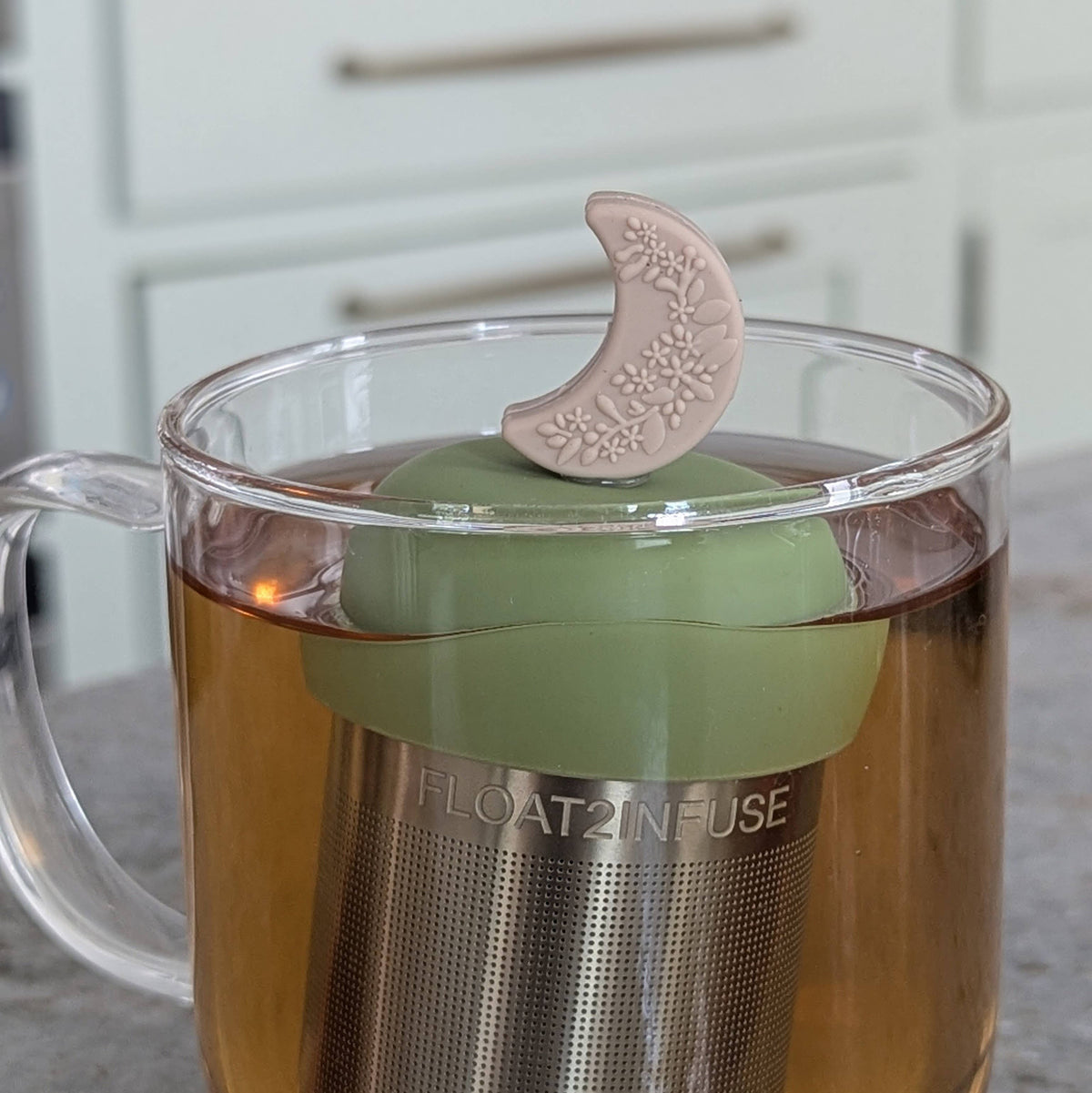 Beige Floral Crescent Moon | Floating Tea Steeper
